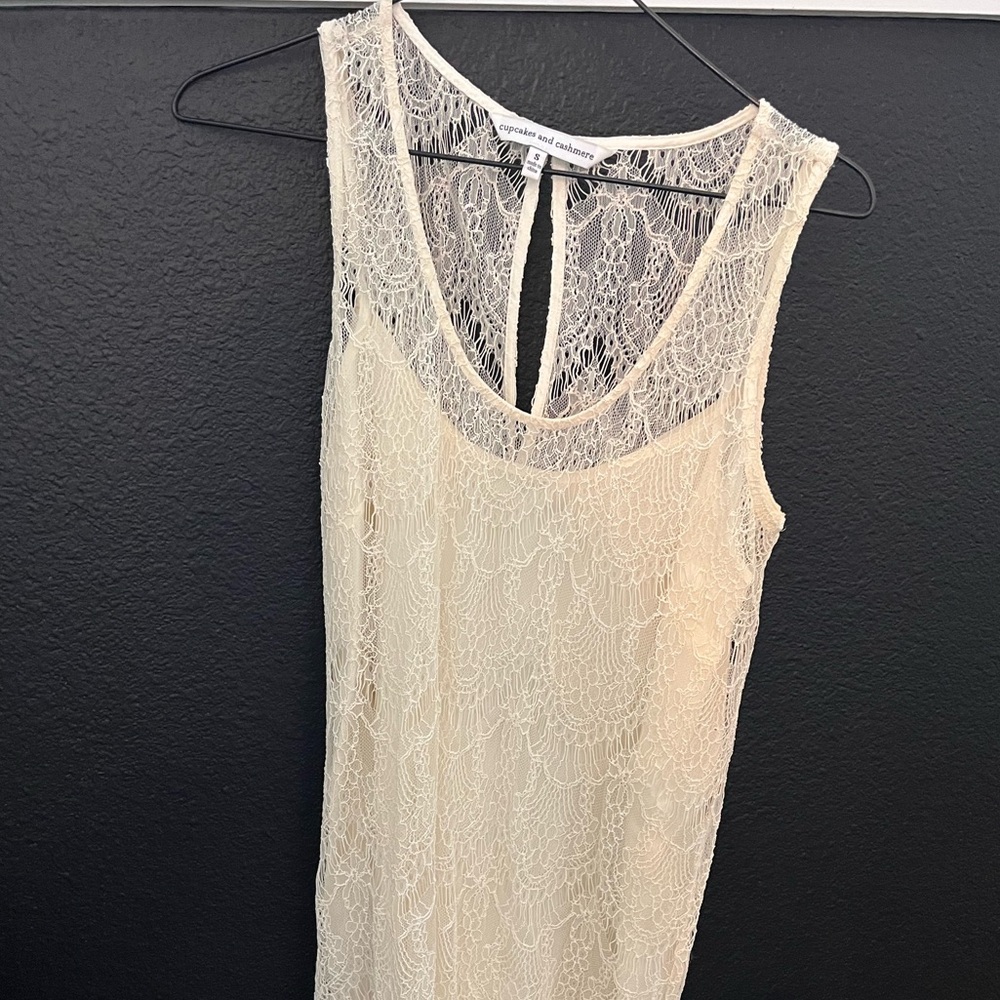 👗 Cupcakes and Cashmere Cream Lace Dress 👗
